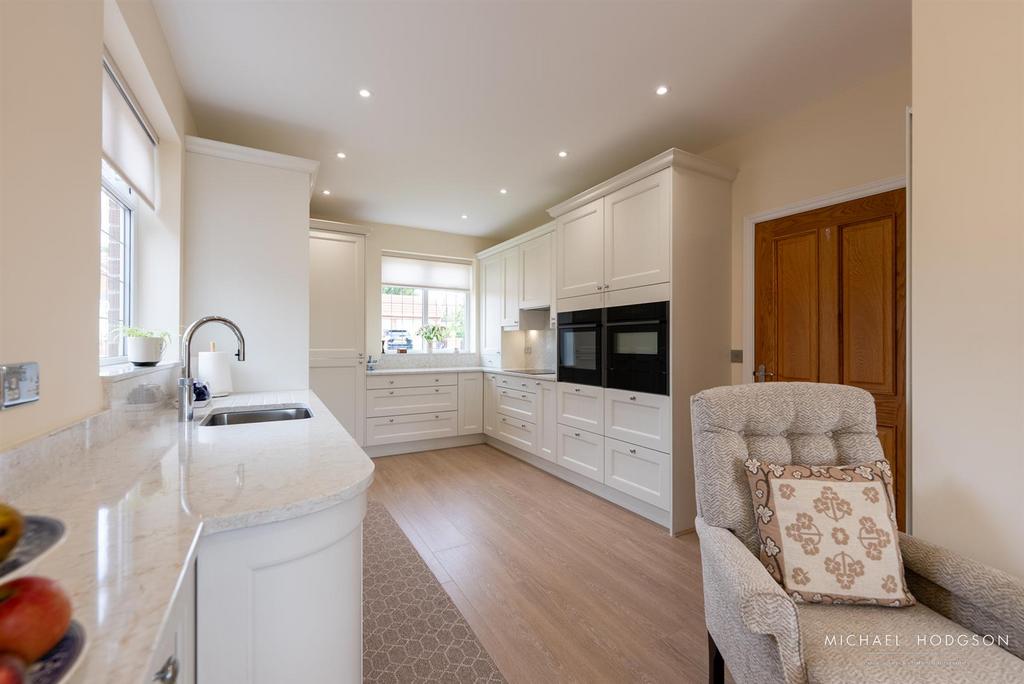 28 Newark Drive-14.jpg