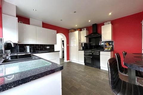 3 bedroom semi-detached bungalow for sale, Christopher Crescent, New Balderton, Newark