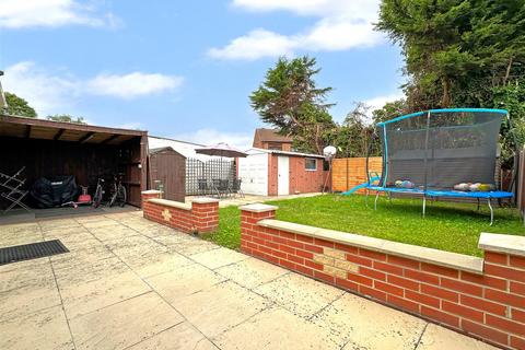 3 bedroom semi-detached bungalow for sale, Christopher Crescent, New Balderton, Newark