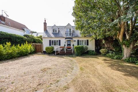 undefined, George Road, St. Peter Port, Guernsey
