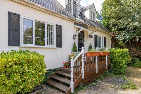 undefined, George Road, St. Peter Port, Guernsey