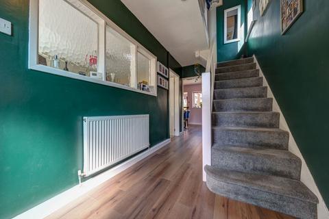 3 bedroom semi-detached house for sale, Green View, Lymm WA13
