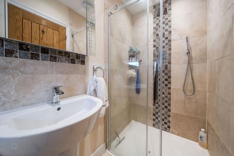 5 Southlea, Cliddesden, Basingstoke, RG25 2JN