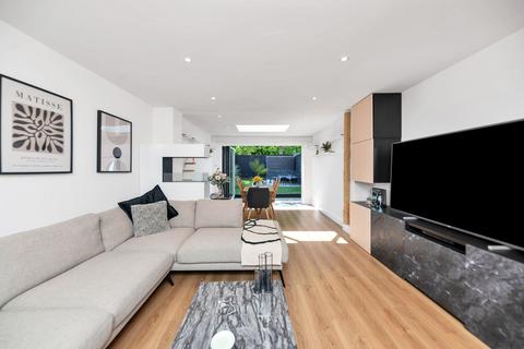4 bedroom townhouse for sale, Browning Close, Royston SG8