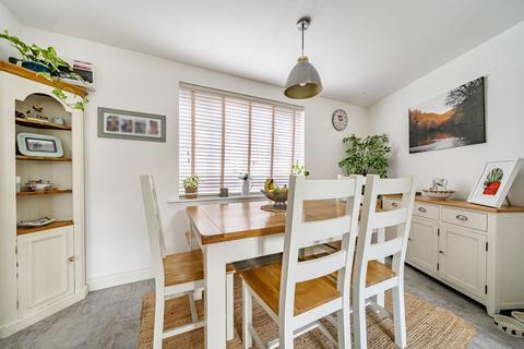 undefined, School Close, Basingstoke, RG22 5FY