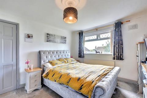 3 bedroom semi-detached house for sale, Coronation Road, Bestwood Village, Nottingham
