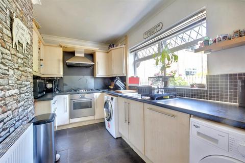 47 Coronation Road, Bestwood Village, Nottingham, NG6 8TH