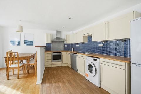 2 bedroom flat for sale, Gilden Crescent, Chalk Farm, NW5