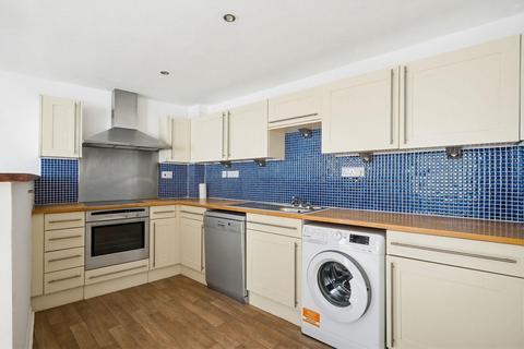 2 bedroom flat for sale, Gilden Crescent, Chalk Farm, NW5