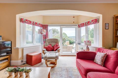 11 Chorley Drive, Sheffield, S10 3RQ