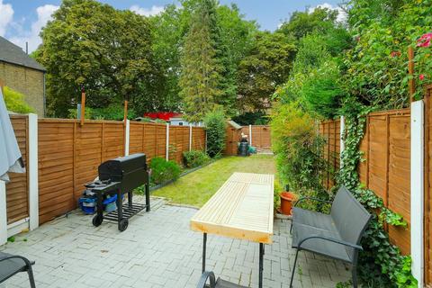 1 bedroom flat for sale, Park Road, Aldersbrook
