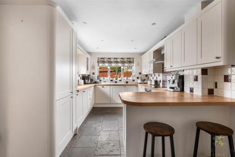 4 bedroom detached house for sale, Cornmill Close, Pershore WR10