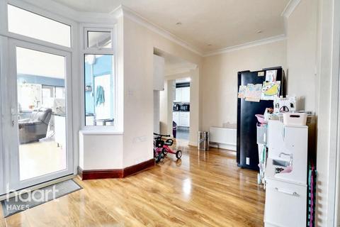 7 bedroom semi-detached house for sale, Nield Road, Hayes