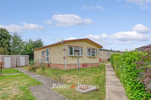 2 bedroom retirement property for sale, Temple Grove Park, West Hanningfield CM2