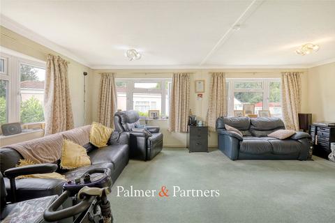 2 bedroom retirement property for sale, Temple Grove Park, West Hanningfield CM2