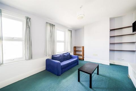 1 bedroom flat to rent, Folkestone Road, Walthamstow, E17