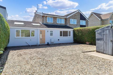 4 bedroom semi-detached house for sale, New Road, Cambridge CB23