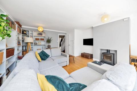 4 bedroom semi-detached house for sale, New Road, Cambridge CB23