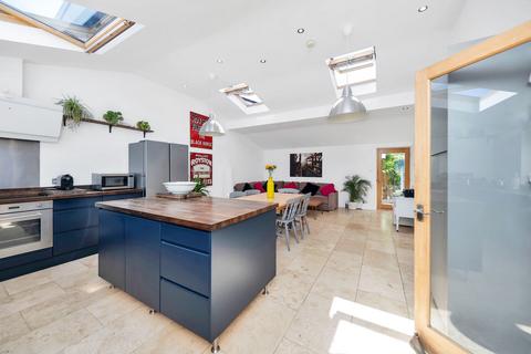 4 bedroom semi-detached house for sale, New Road, Cambridge CB23