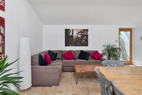 4 bedroom semi-detached house for sale, New Road, Cambridge CB23