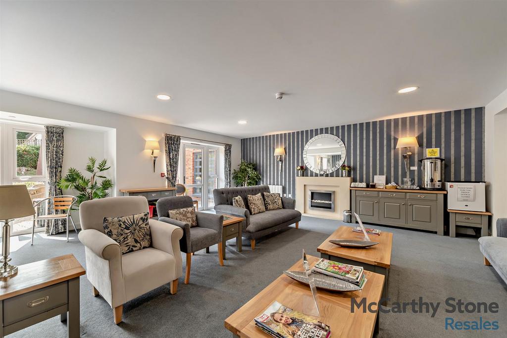 8659700-interior02-800.jpg