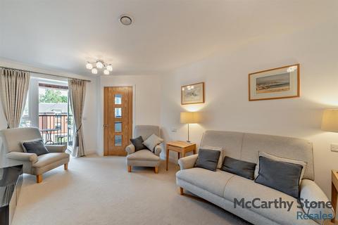 2 bedroom apartment for sale, Dukes Ride, Crowthorne