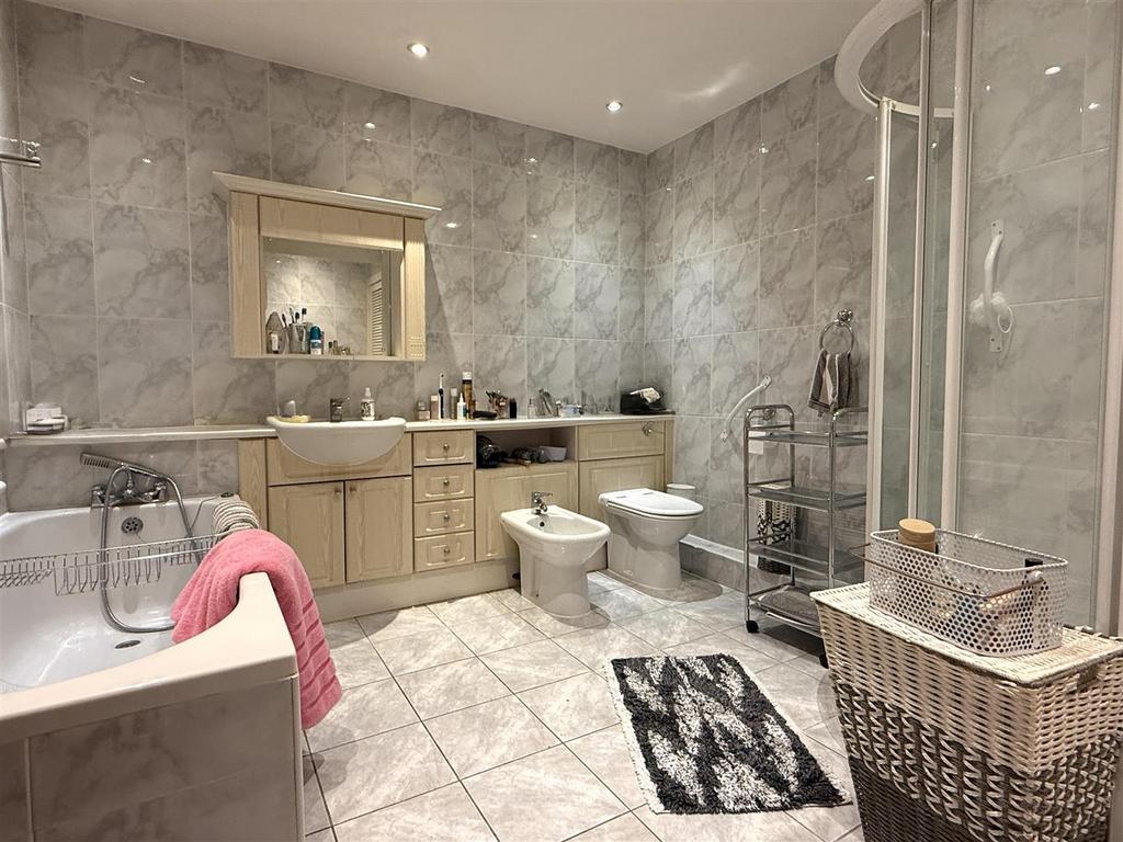 Bathroom/wc