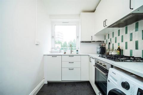 1 bedroom flat for sale, Mace Street, London E2