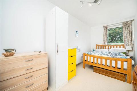 1 bedroom flat for sale, Mace Street, London E2