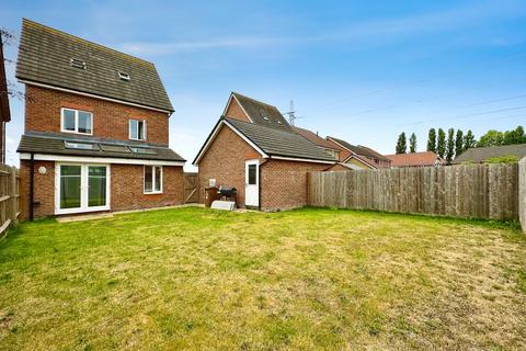 4 bedroom detached house for sale, Basalt Lane, Wednesbury WS10