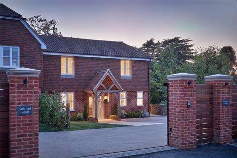 4 bedroom semi-detached house for sale, High Street, Sevenoaks, Kent, TN13