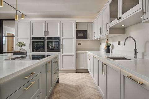 4 bedroom semi-detached house for sale, High Street, Sevenoaks, Kent, TN13