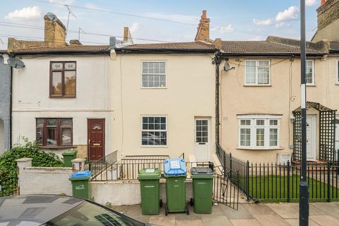 2 bedroom apartment for sale, Saunders Road, Plumstead
