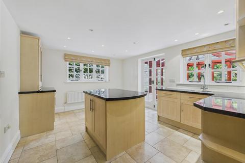 3 bedroom semi-detached house for sale, WEST MALVERN ROAD, WEST MALVERN
