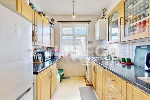 3 bedroom end of terrace house for sale, Swinderby Road, Wembley, HA0