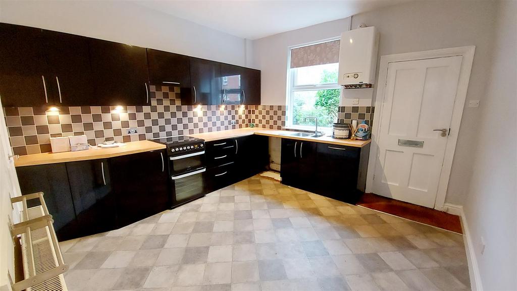 House in Sheffield - View 2