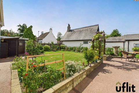 undefined, Brackenbury Close, Cadeby, Doncaster