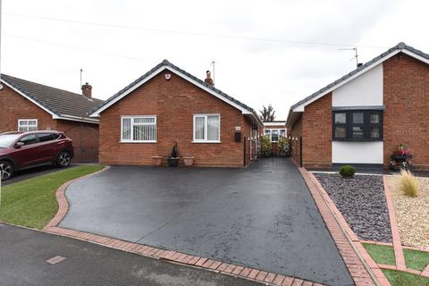Linhope Drive, Kingswinford DY6