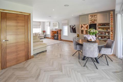 5 bedroom detached house for sale, Abbotts Way, Off Oak Hill Road, Stapleford Abbotts, Romford