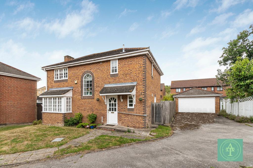 4 Bedroom Detached for Sale