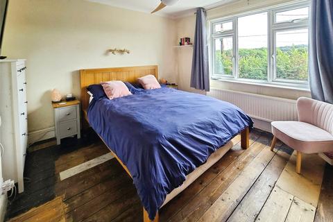 3 bedroom semi-detached house for sale, Clayton Road, Freshwater, Isle of Wight