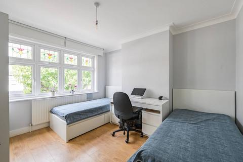 29 Rushcroft Road, London, E4 8SG
