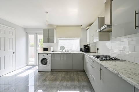 29 Rushcroft Road, London, E4 8SG