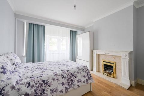 29 Rushcroft Road, London, E4 8SG