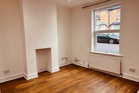 undefined, Warwick Road, Sutton SM1