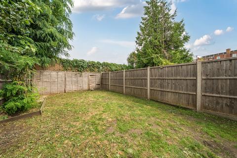 undefined, Warwick Road, Sutton SM1