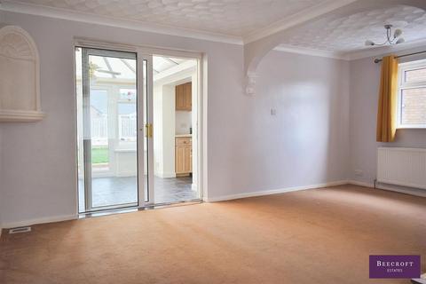 30 Dove Road, Wombwell, Barnsley, S73 0TE