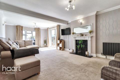 4 bedroom detached house for sale, The Avenue, Clacton-On-Sea