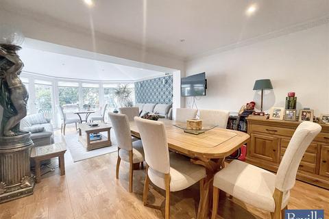 4 bedroom detached house for sale, Grove Road, Sonning Common Reading RG4