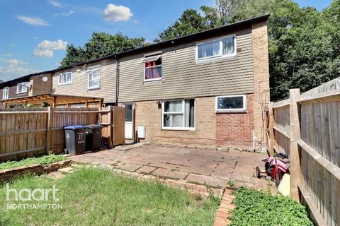 Leyside Court, Northampton